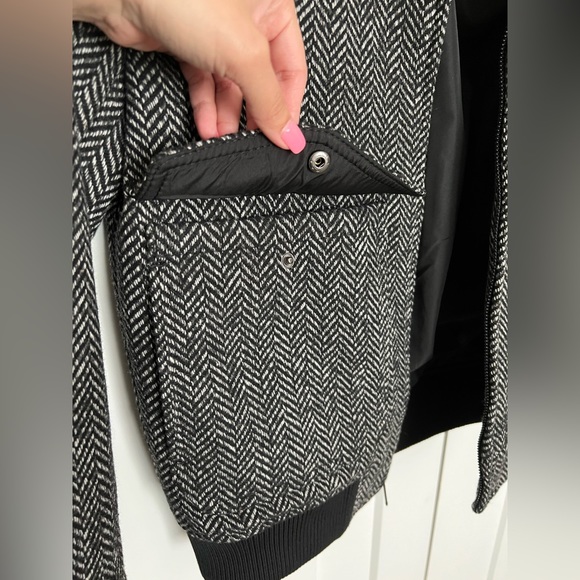 Express Mens patterned gray and black bomber jacket - Picture 7 of 8